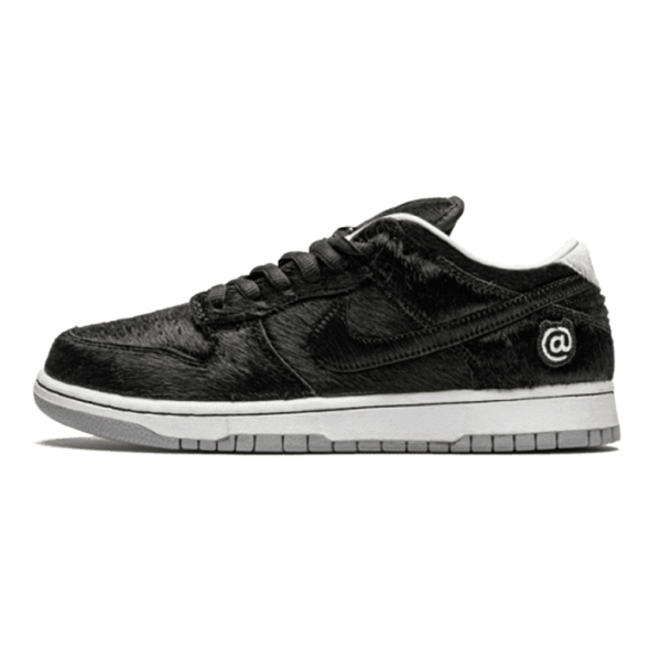Dunk Low x Medicom Toy 'Be@rbrick'