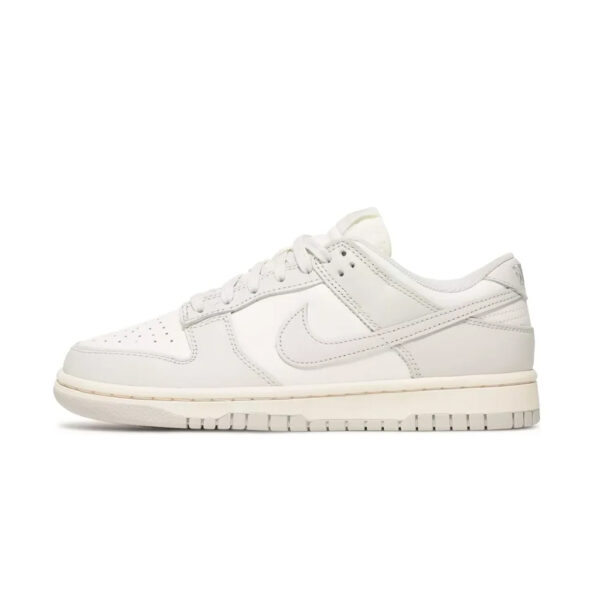 Dunk Low Sail Light Bone