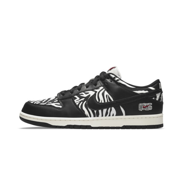 Dunk Low SB Quartersnacks