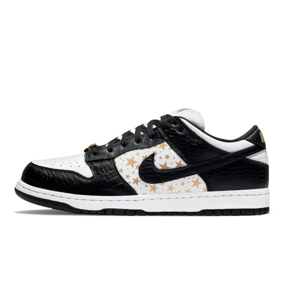 Dunk Low SB x Supreme Black Stars