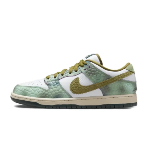 Dunk Low SB Alexis Sablone